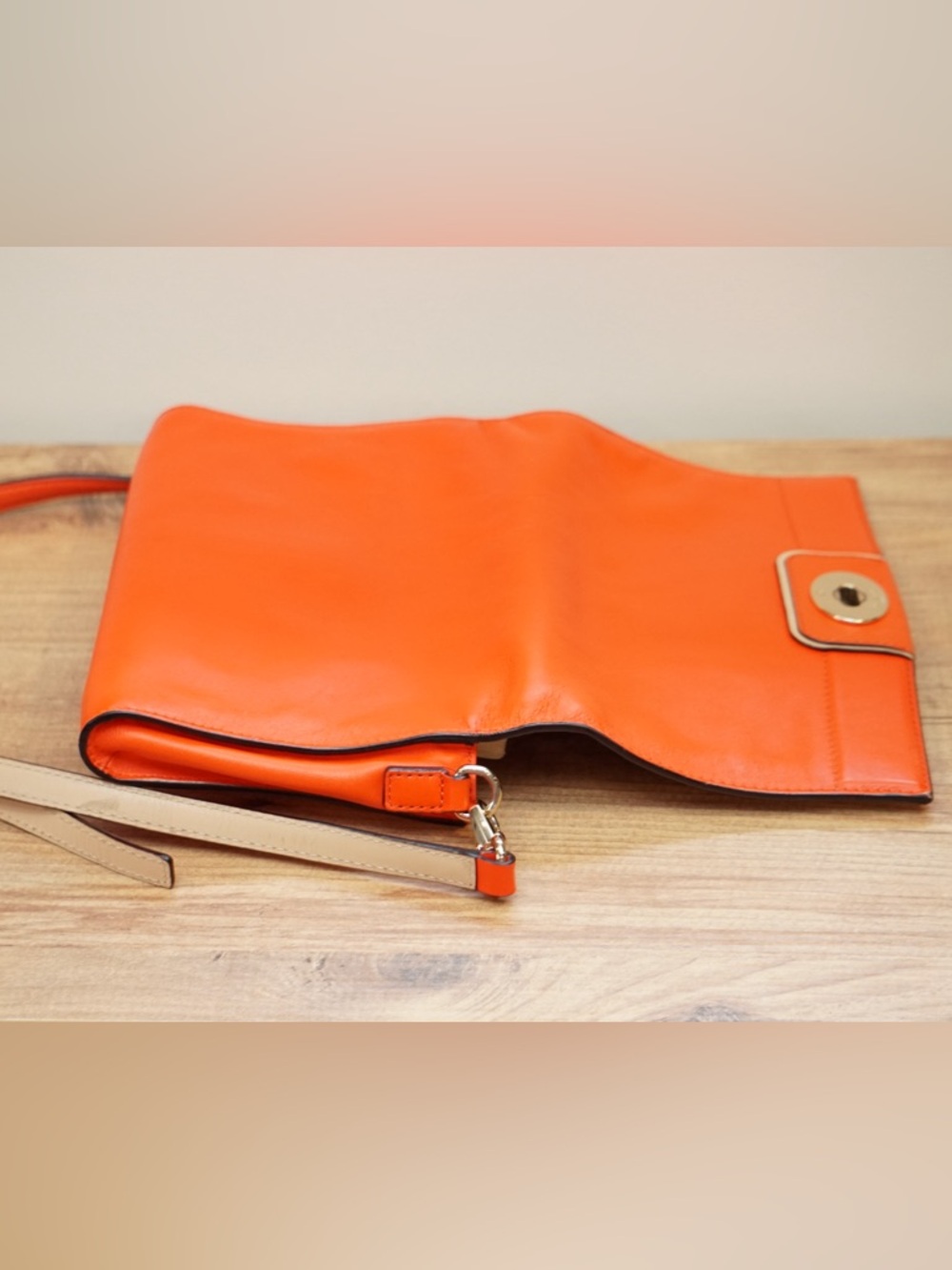 Kate Spade Orange Leather Turnlock Flap Crossbody Cream Trim silver Hardware - Picture 6 of 14